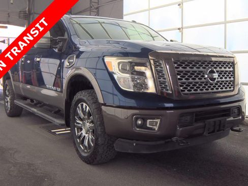 Used 2018 Nissan Titan Platinum Reserve w/ Platinum Utility Package AWD/4WD image 5
