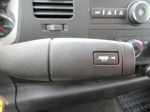 Used 2011 Chevrolet Silverado 1500 LT image 20