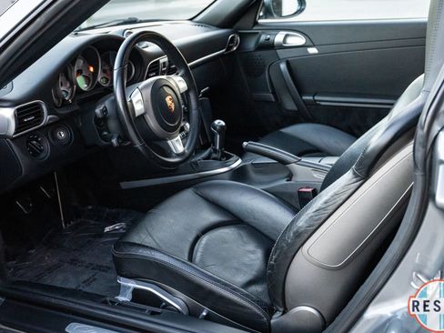 Used 2006 Porsche 911 Carrera S RWD image 19