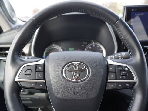 Used 2022 Toyota Highlander Limited image 27