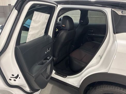 New 2026 Nissan Kicks SR w/ SR Premium Package image 10