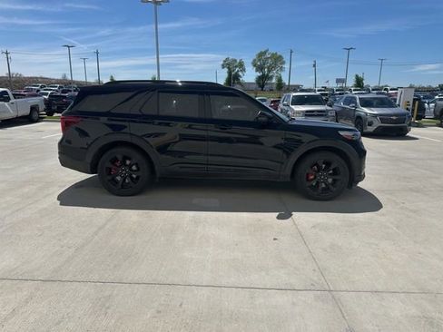 Used 2020 Ford Explorer ST w/ ST Street Pack AWD/4WD image 2