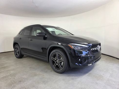New 2026 Mercedes-Benz GLA 250 image 1