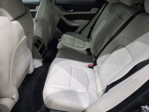 New 2026 Jaguar F-PACE R-Dynamic S image 11