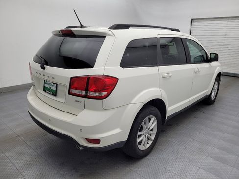 Used 2017 Dodge Journey SXT w/ Comfort/Convenience Group image 9