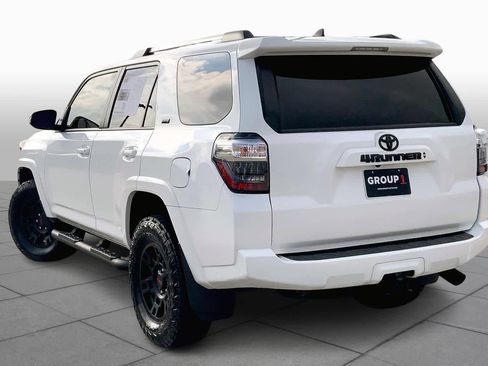 Used 2023 Toyota 4Runner SR5 Premium image 11