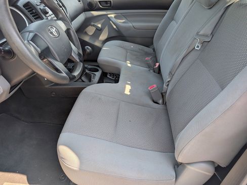 Used 2012 Toyota Tacoma 2WD Regular Cab image 9