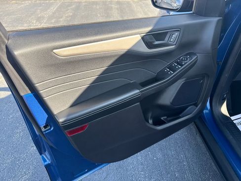 Used 2022 Ford Escape SE w/ Convenience Package image 26