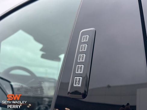 New 2026 Ford F350 Lariat w/ Black Appearance Package image 9