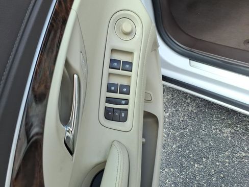 Used 2015 Buick LaCrosse Leather w/ Driver Confidence Package #1 FWD image 10