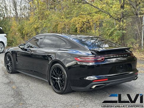 Used 2017 Porsche Panamera 4 AWD/4WD image 7