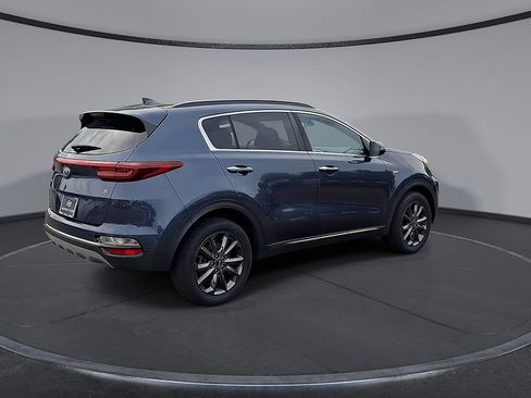 Used 2020 Kia Sportage S w/ S Premium Package AWD/4WD image 4