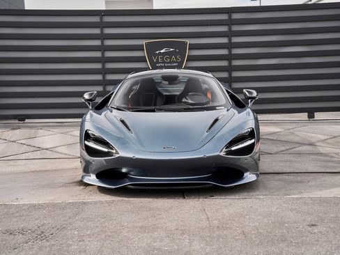 Used 2024 McLaren 750S image 7