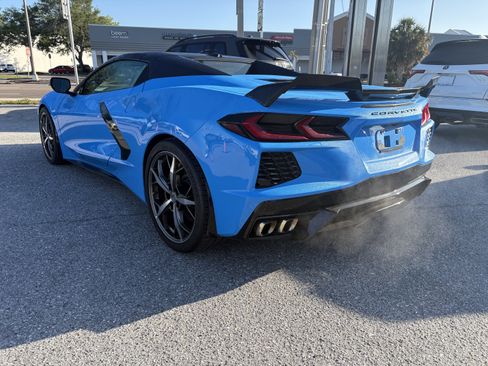 Used 2023 Chevrolet Corvette Stingray Premium Conv w/ Z51 Performance Package RWD image 5