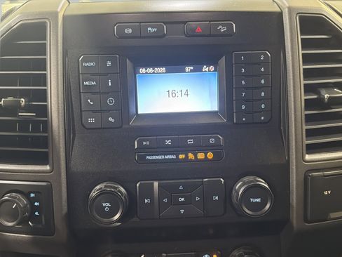 Used 2022 Ford F250 XL w/ STX Appearance Package AWD/4WD image 9
