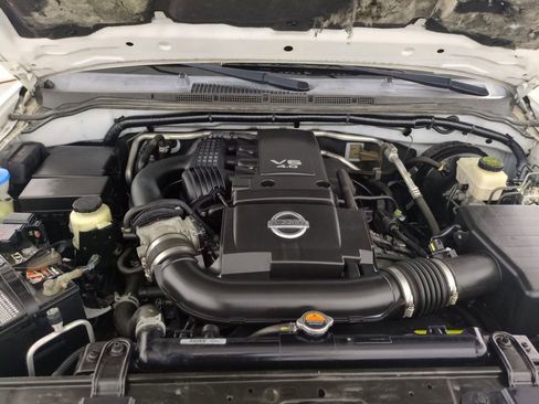 Used 2016 Nissan Frontier SV image 19