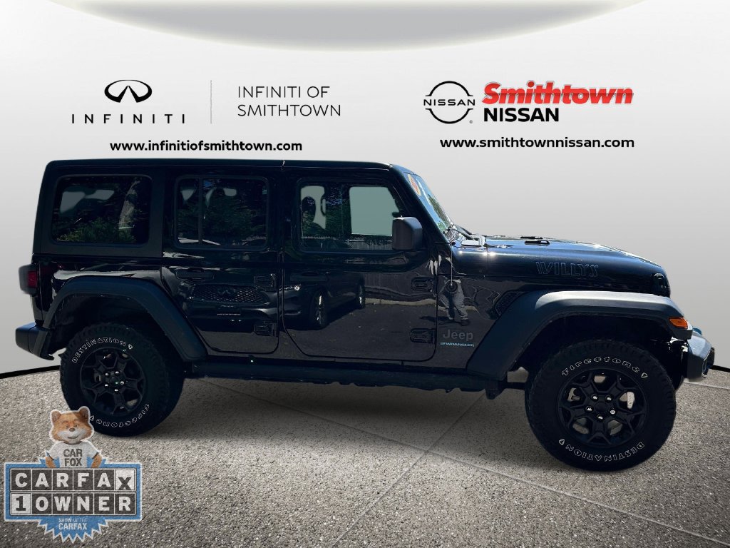 Used 2023 Jeep Wrangler Unlimited w/ Cold Weather Group AWD/4WD image 7