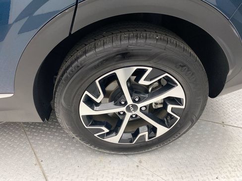 Used 2025 Kia Sportage EX w/ EX Premium Package AWD/4WD image 10