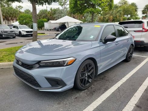 Used 2024 Honda Civic Sport image 3