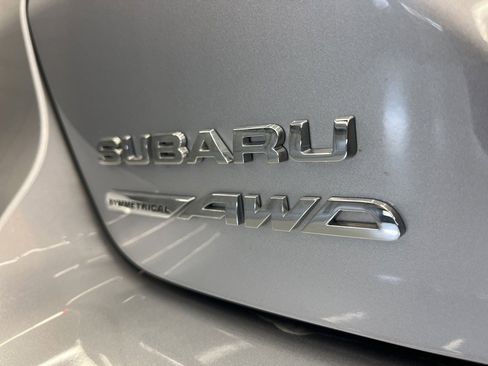 Used 2024 Subaru Crosstrek 2.0i Premium image 32