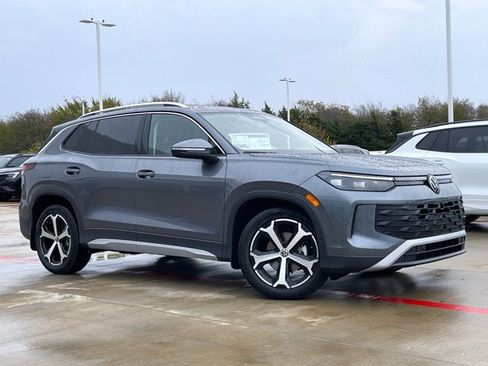 New 2026 Volkswagen Tiguan SE image 5