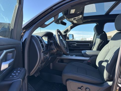 New 2026 RAM 1500 Big Horn AWD/4WD image 12