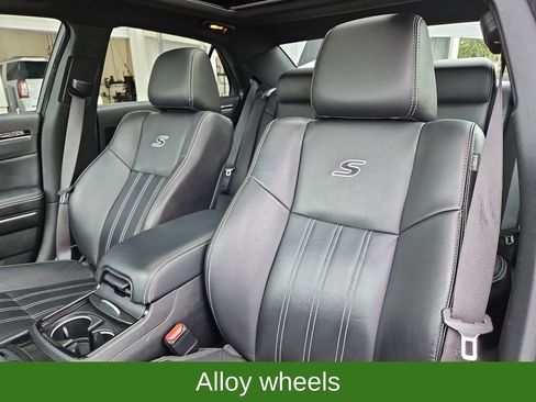 Used 2023 Chrysler 300 S image 25