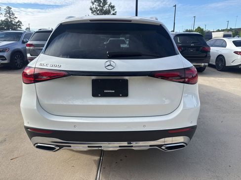 Certified 2026 Mercedes-Benz GLC 300 image 5