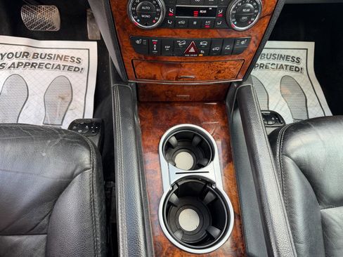 Used 2008 Mercedes-Benz GL 550 4MATIC image 25