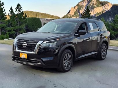 Used 2025 Nissan Pathfinder SV