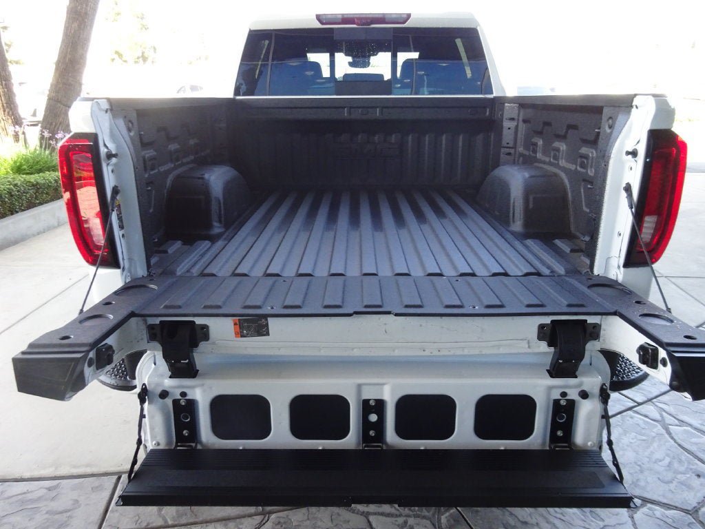 New 2026 GMC Sierra 1500 AT4 w/ AT4 Premium Package AWD/4WD image 8