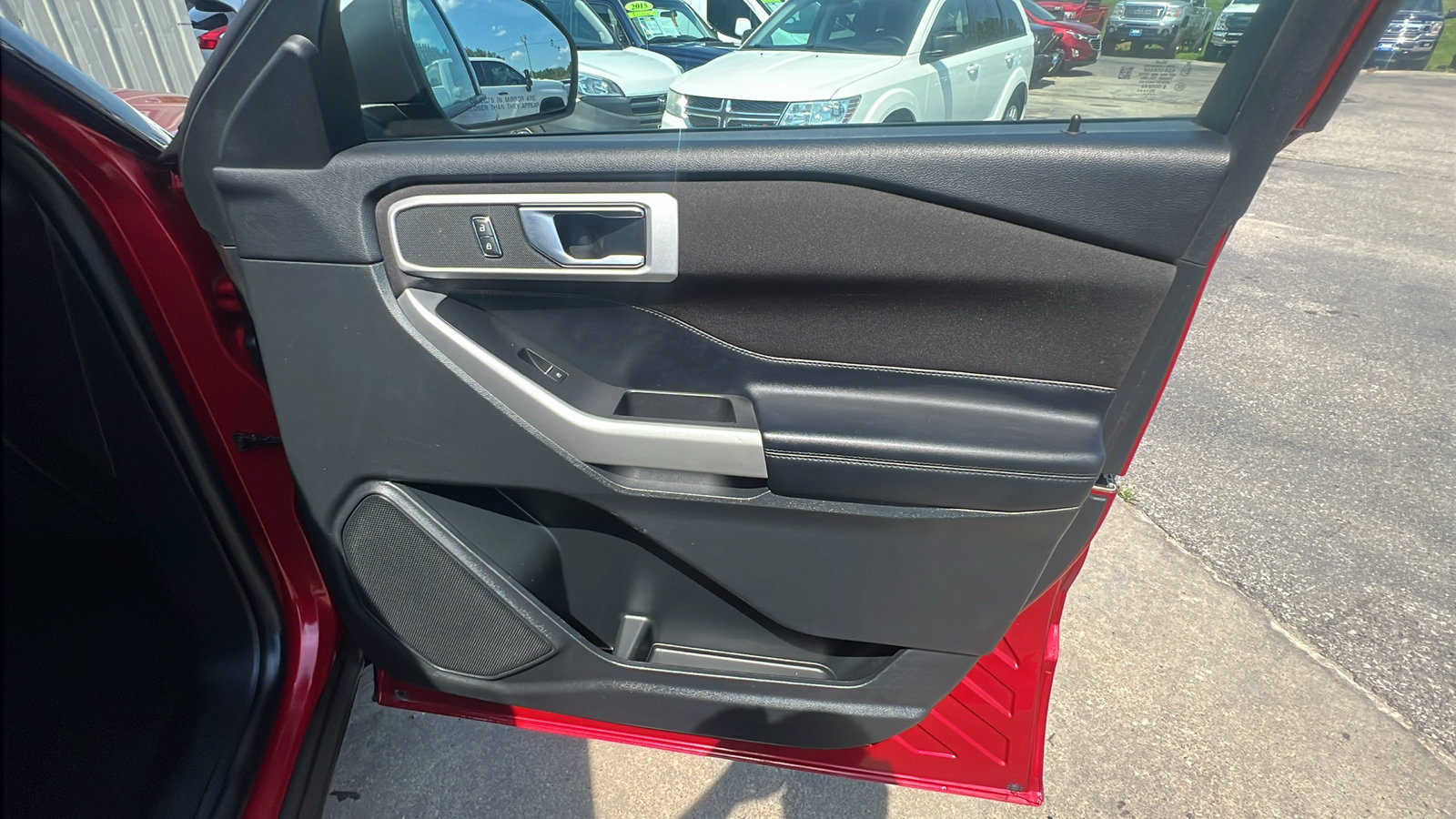 Used 2020 Ford Explorer XLT RWD image 20