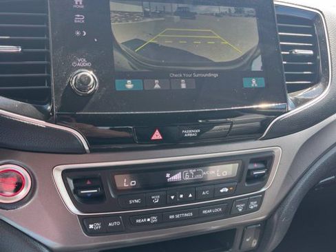 Used 2022 Honda Pilot Special Edition image 46