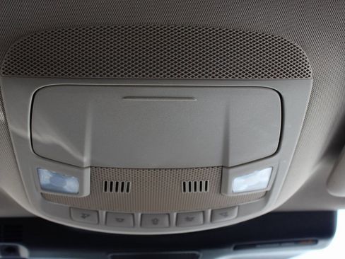 Used 2023 Lincoln Nautilus AWD w/ Premium Package image 15