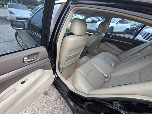 Used 2011 INFINITI G25 RWD image 13