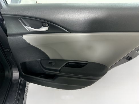Used 2019 Honda Civic LX image 27