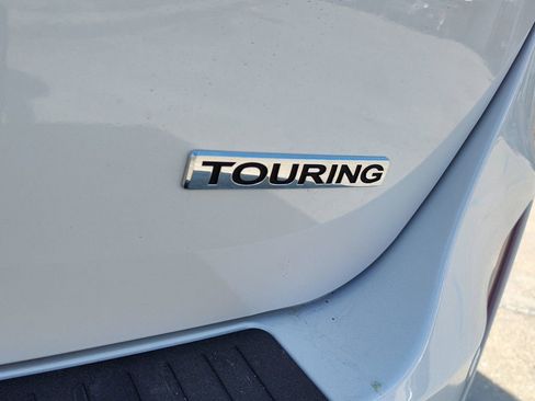 New 2026 Honda Odyssey Touring image 4