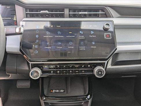New 2027 Chevrolet Bolt RS w/ Technology Package FWD image 12