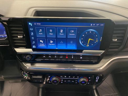 Used 2024 Chevrolet Silverado 1500 High Country w/ Technology Package image 24