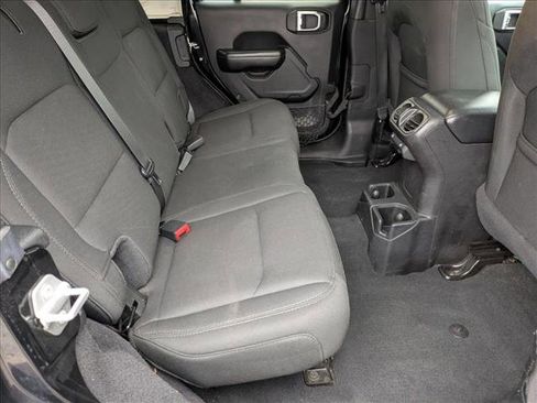 Used 2020 Jeep Wrangler Unlimited Sport S image 18