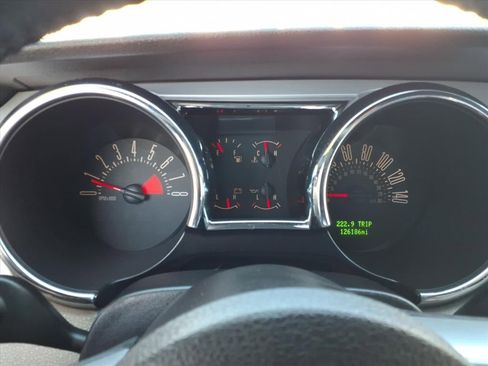 Used 2006 Ford Mustang GT image 29