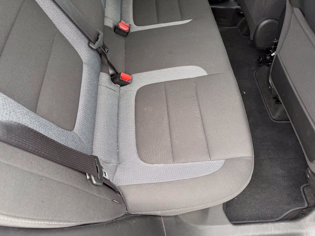 Used 2021 Chevrolet TrailBlazer LT w/ Convenience Package FWD image 19