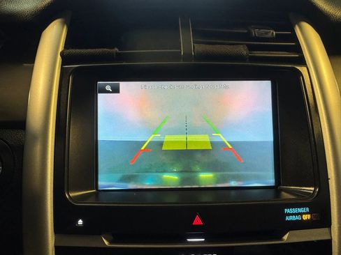 Used 2013 Ford Edge Sport w/ Driver Entry Pkg image 16