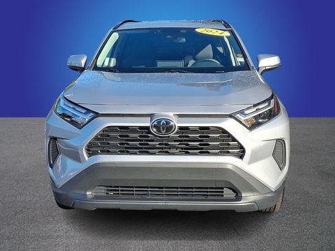 Used 2024 Toyota RAV4 XLE FWD image 2
