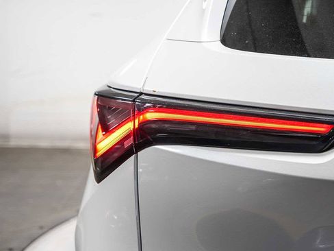 Certified 2025 Acura ADX AWD image 13