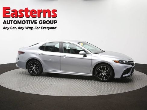 Used 2024 Toyota Camry SE FWD image 46