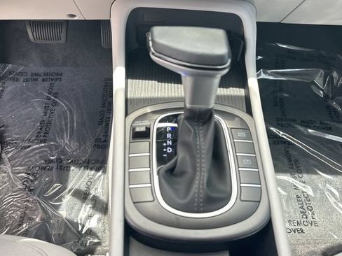 Used 2025 Hyundai Kona SEL FWD image 20