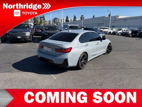 Used 2024 BMW 330i Sedan w/ M Sport Package image 4