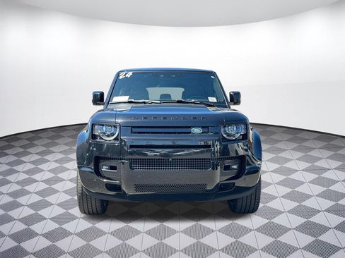 Used 2024 Land Rover Defender 110 X AWD/4WD image 5