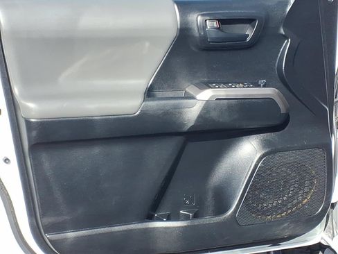 Certified 2021 Toyota Tacoma SR5 RWD image 13